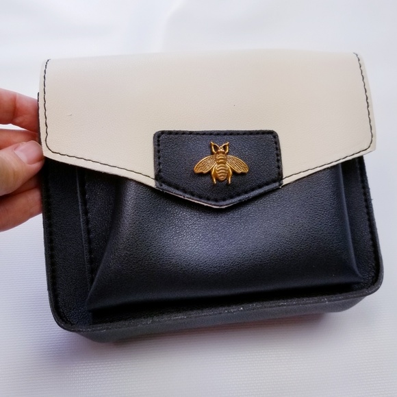 Soft vegan leather Crossbody Messanger bag purse - Picture 4 of 8